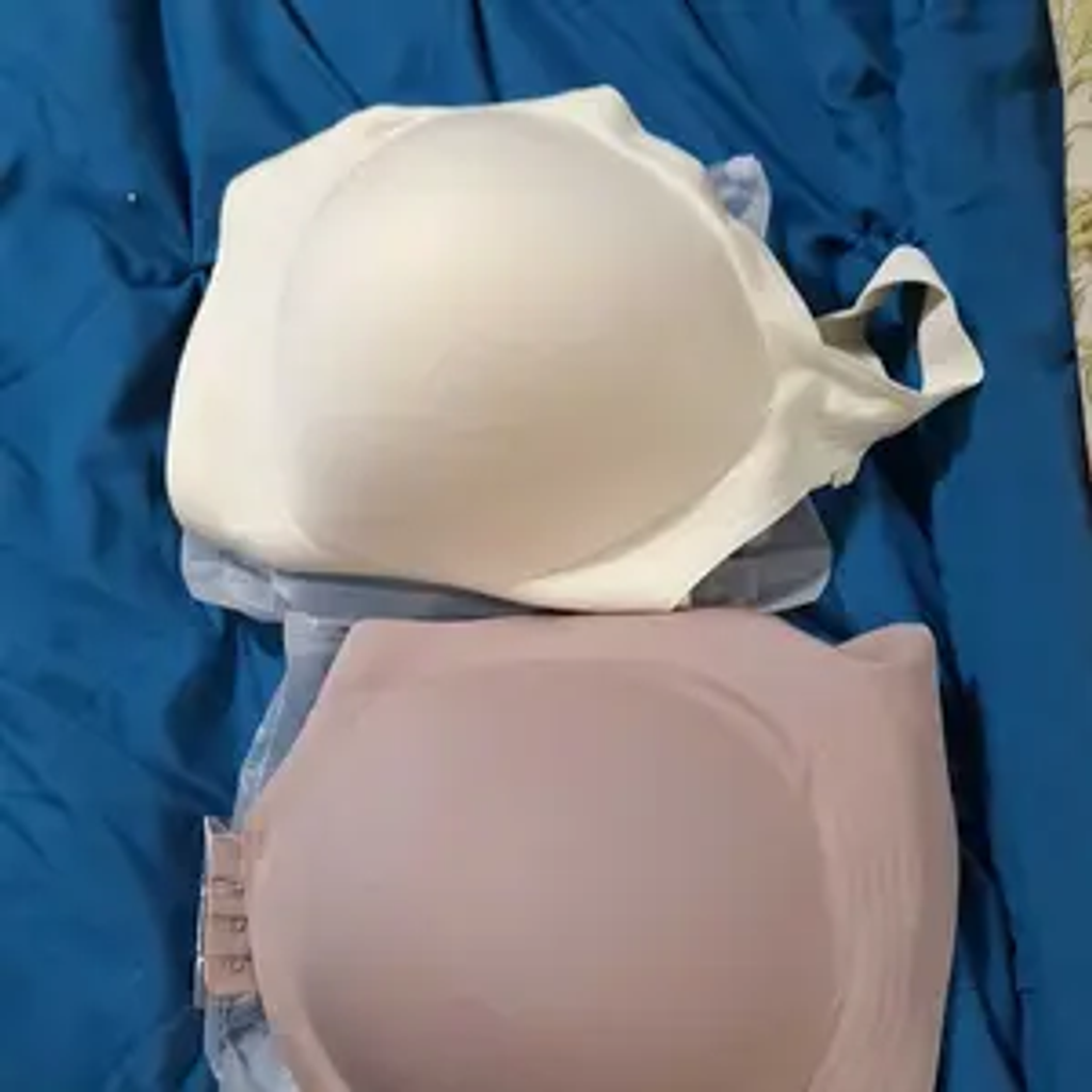 Women Jelly Bras Wirefree Full Coverage No Underwire Everyday Bras Comfortable Wireless Padded Tshirt Bra